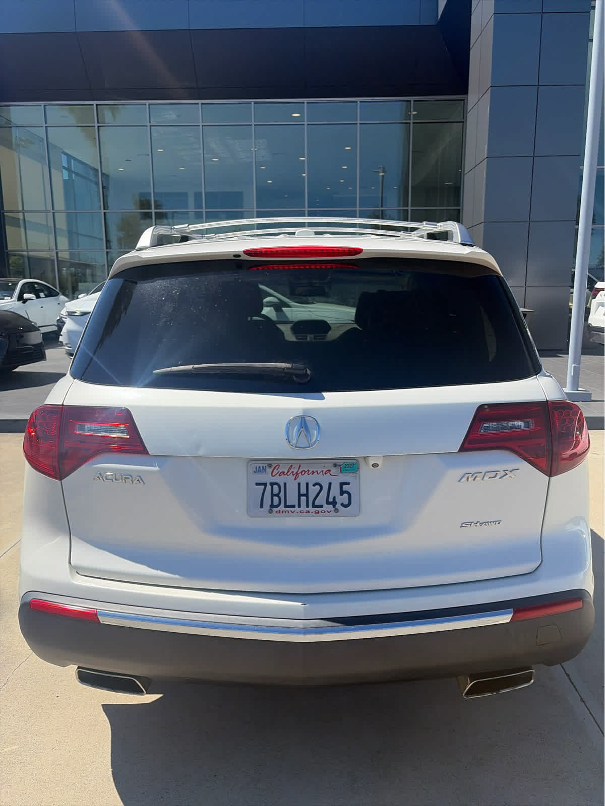 Used 2011 Acura MDX w/ Technology Package AWD/4WD image 3