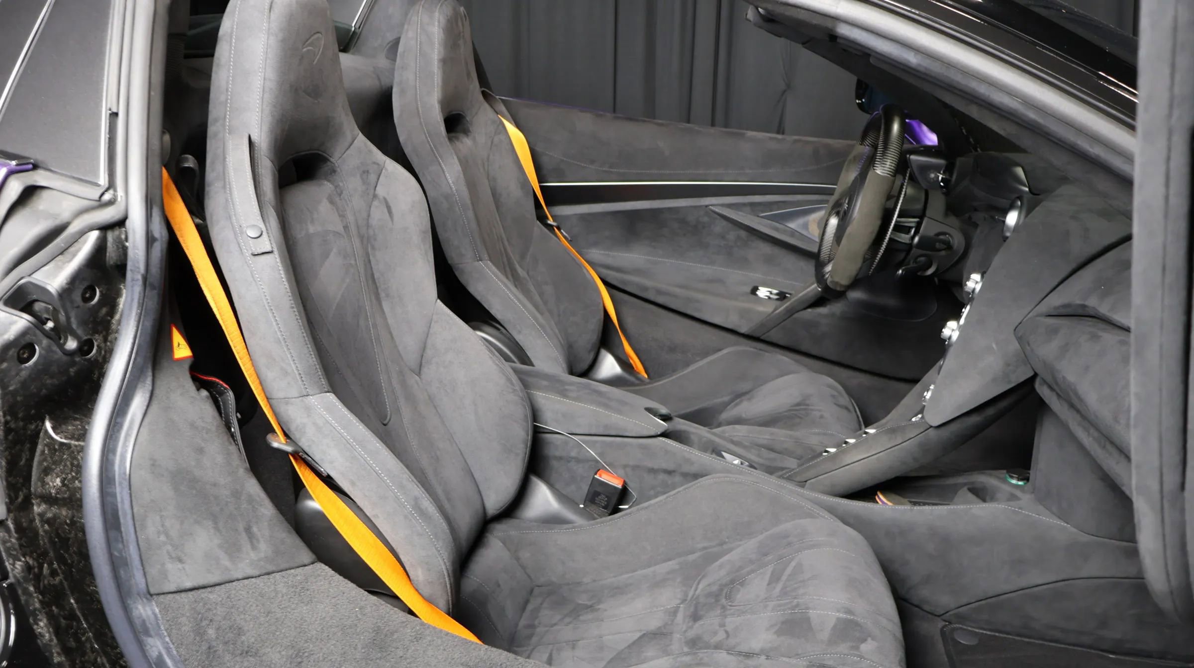 Used 2020 McLaren 720S Spider RWD image 22