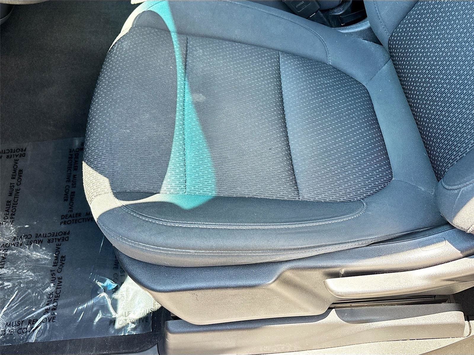 Used 2021 Chevrolet Silverado 1500 Custom AWD/4WD image 19