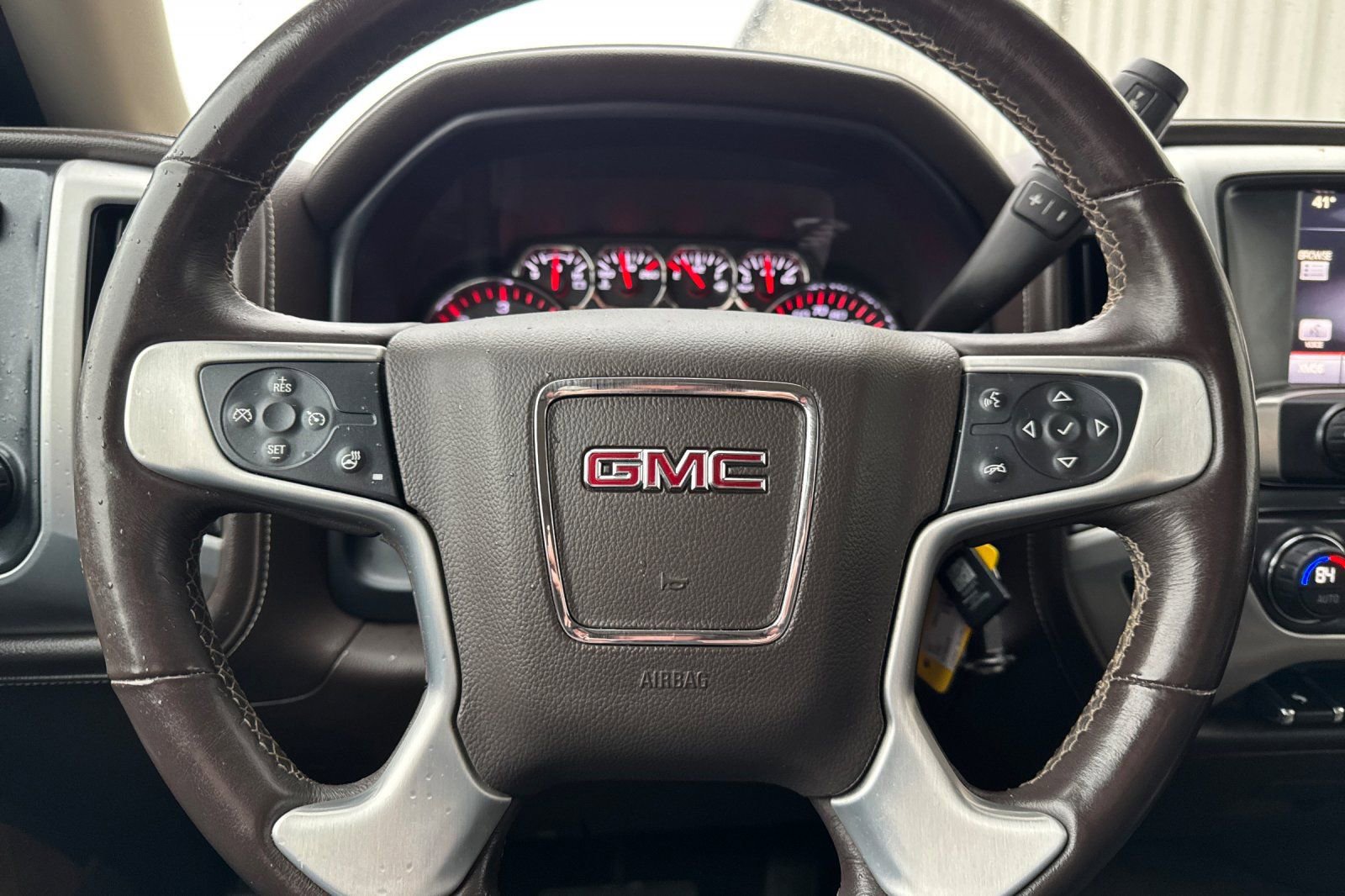 Used 2014 GMC Sierra 1500 SLT w/ SLT Crew Cab Value Package AWD/4WD image 21