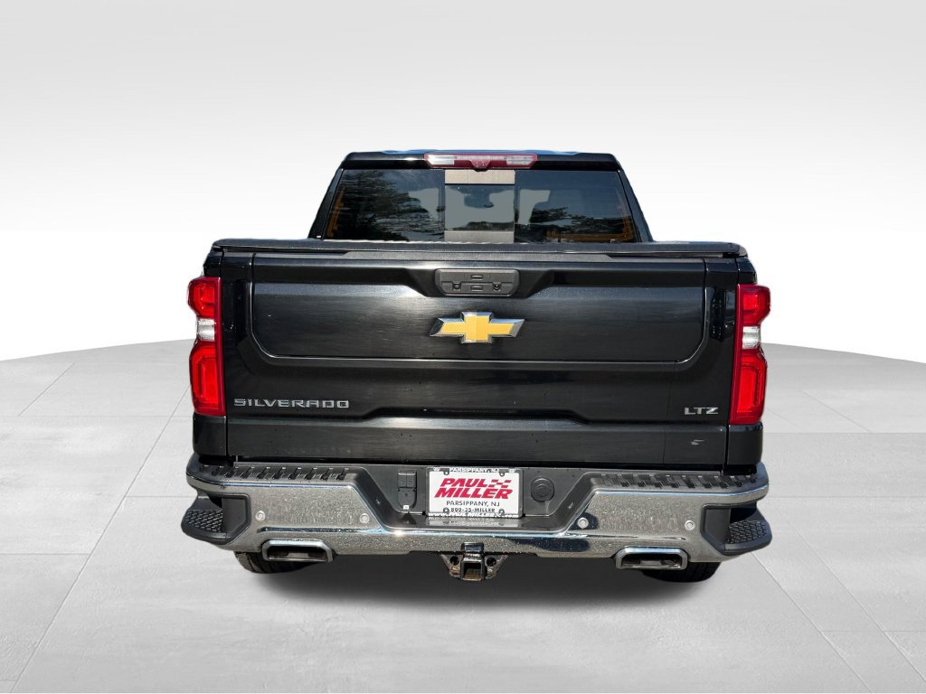 Used 2021 Chevrolet Silverado 1500 LTZ w/ LTZ Premium Package AWD/4WD image 7
