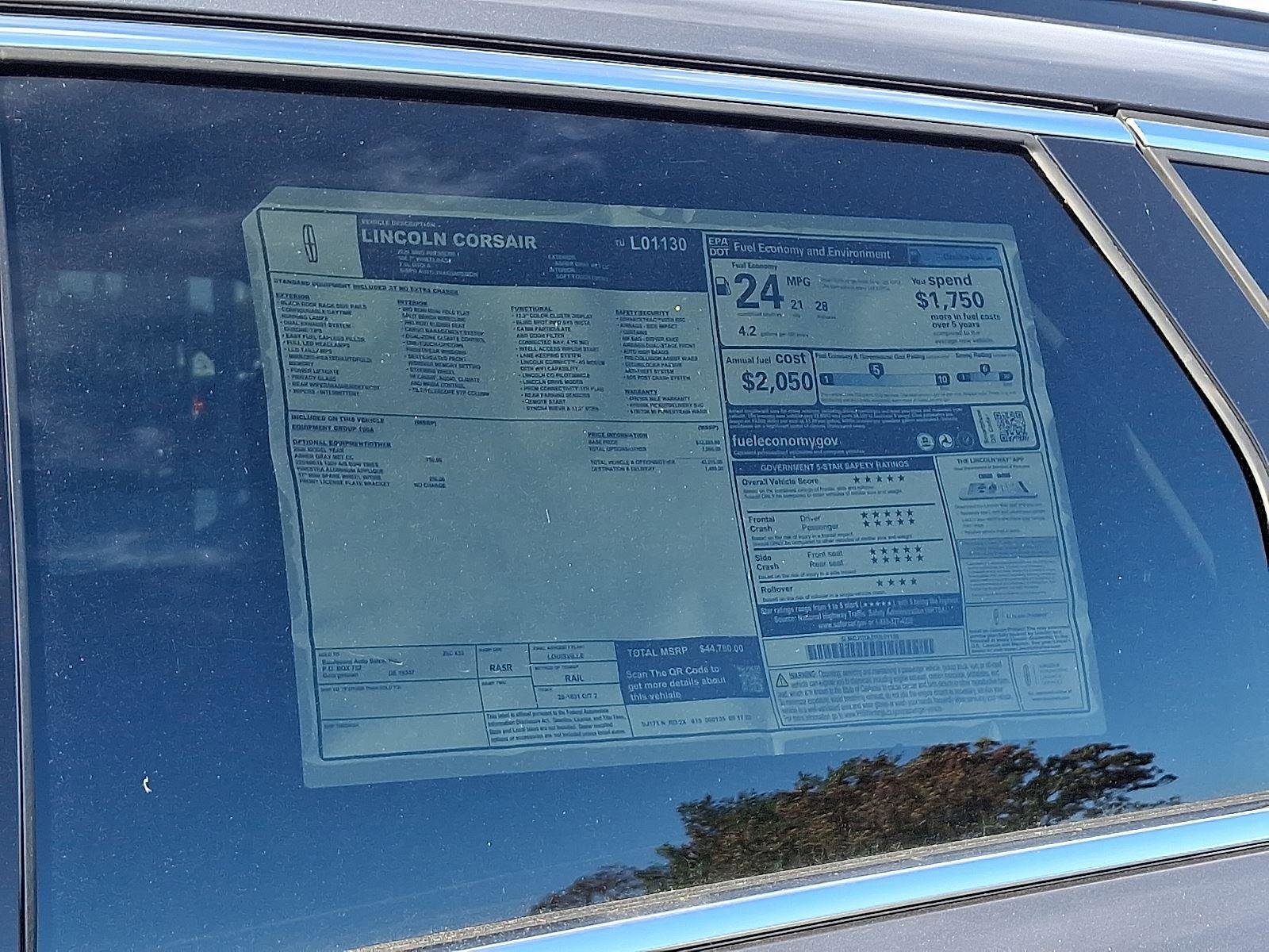 New 2026 Lincoln Corsair Premiere image 19