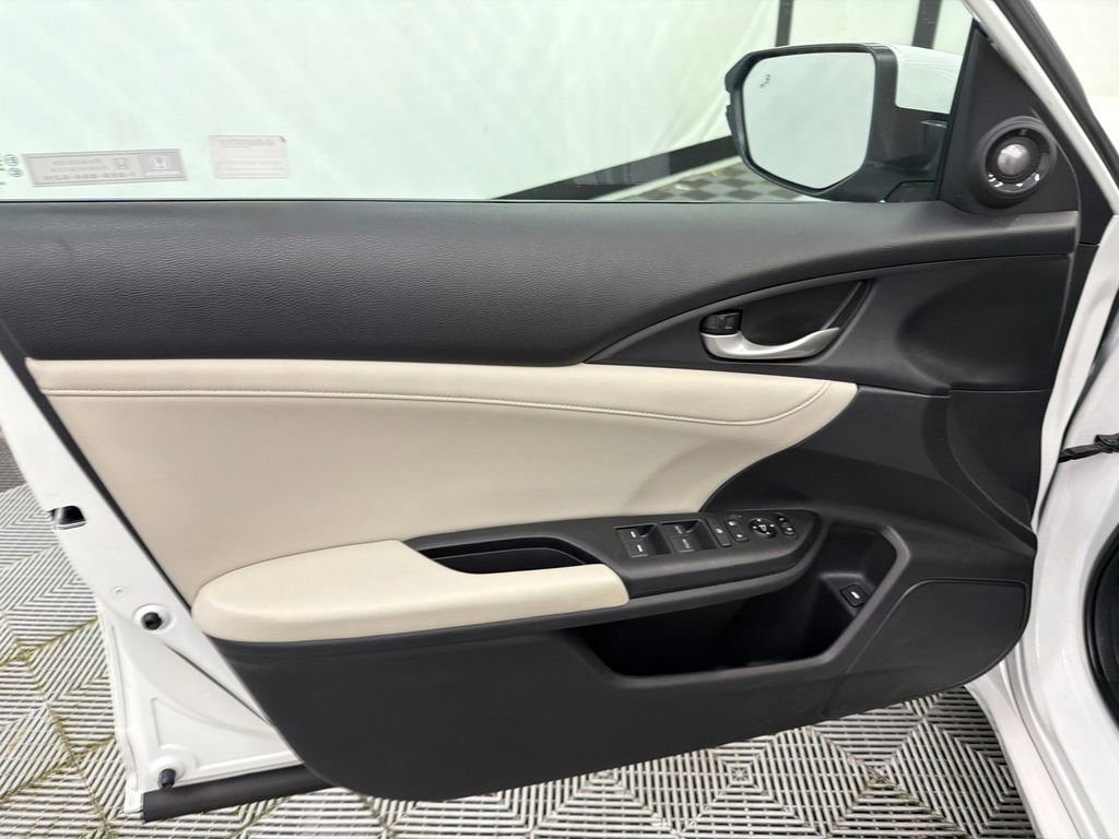 Used 2021 Honda Insight Touring image 11