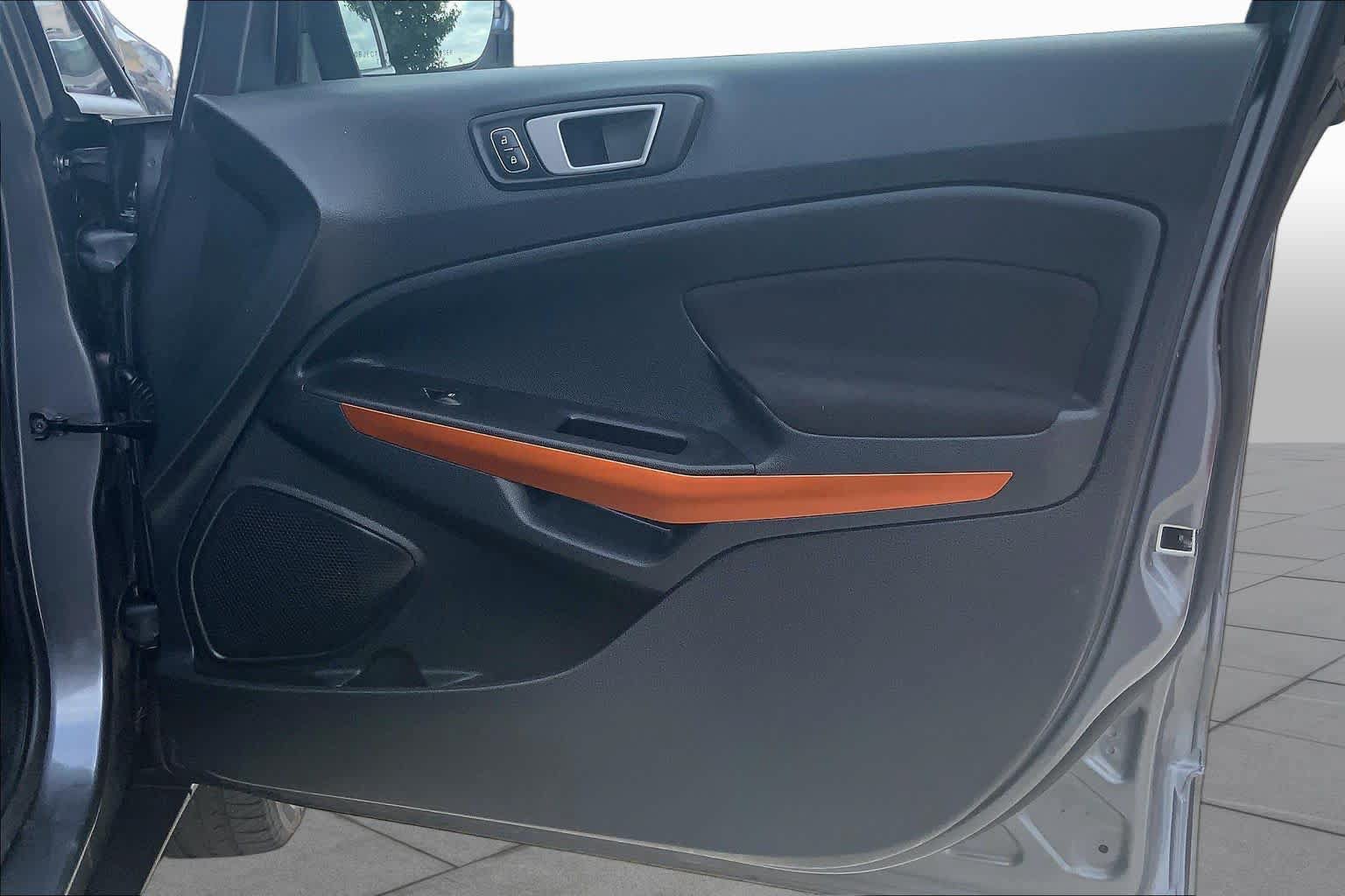 Used 2021 Ford EcoSport SE w/ SE Convenience Package FWD image 23