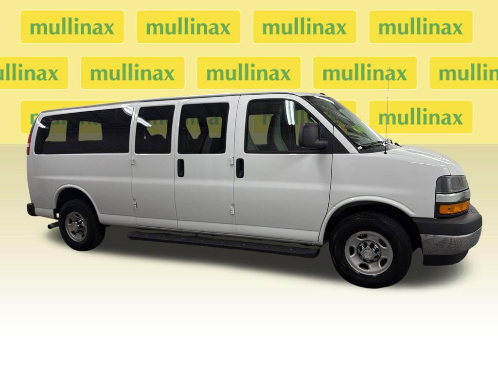 Used 2020 Chevrolet Express 3500 LT w/ LT Preferred Equipment Group video 2