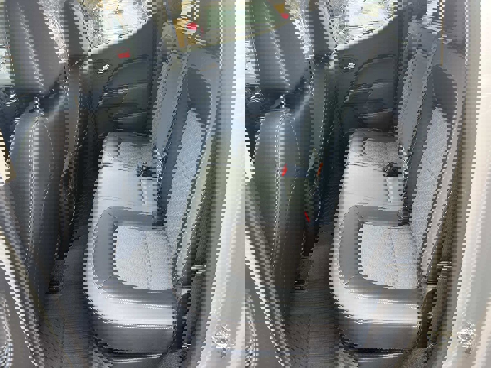 Used 2018 Chevrolet Colorado Z71 image 20