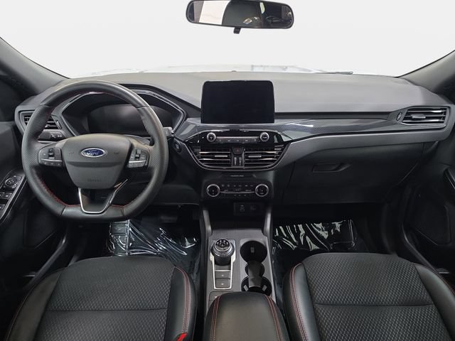 Certified 2025 Ford Escape ST-Line Select AWD/4WD image 9
