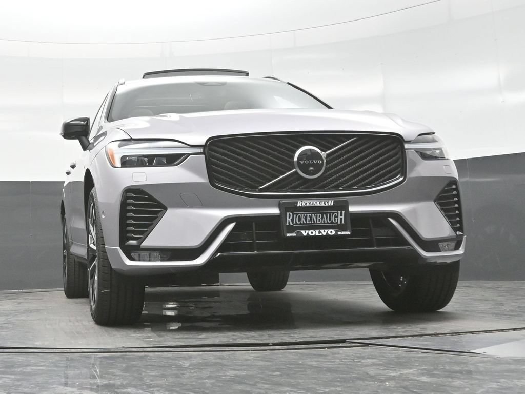 New 2026 Volvo XC60 B5 Plus w/ Climate Package PRO AWD/4WD image 23