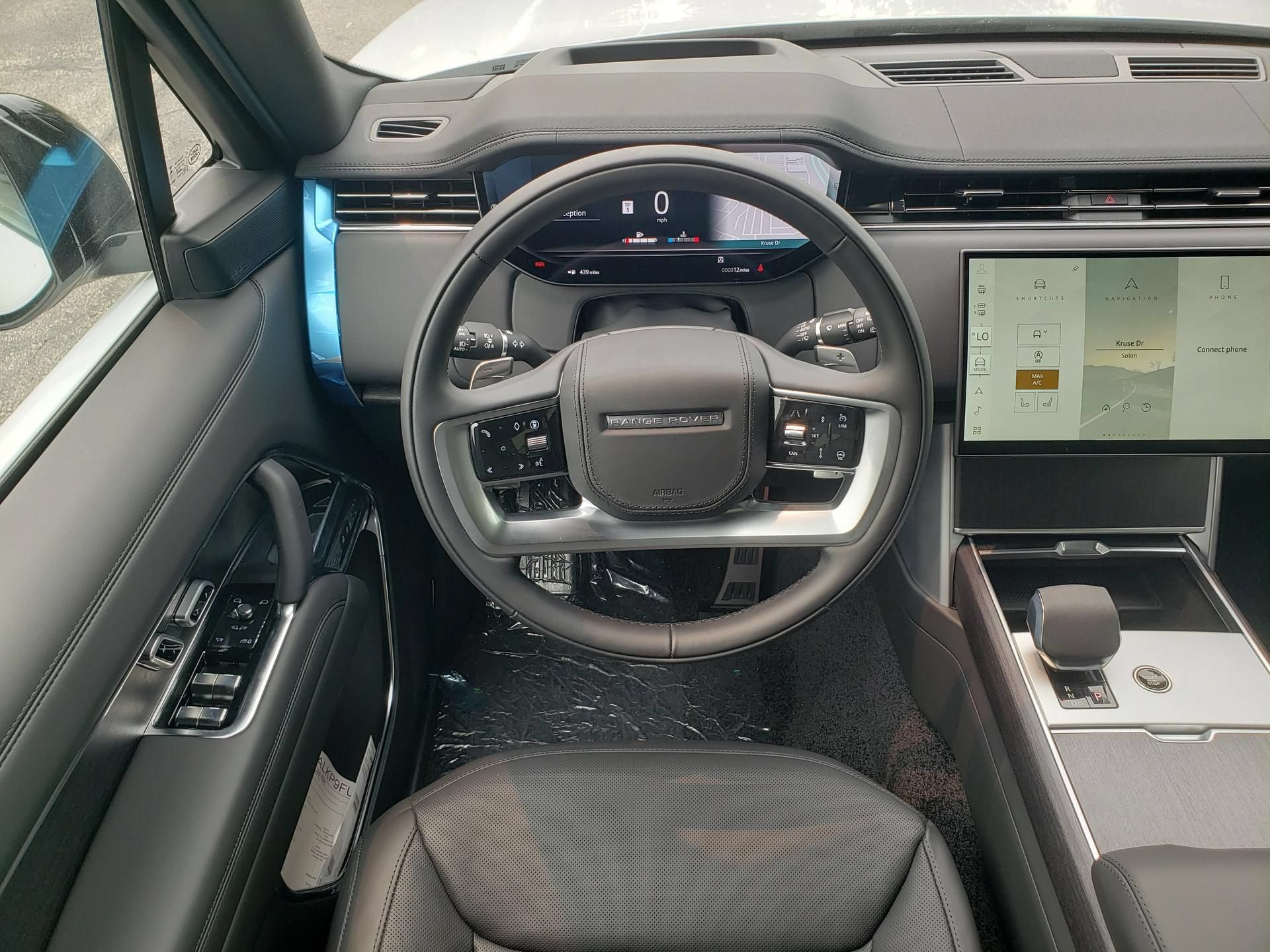 New 2026 Land Rover Range Rover SE AWD/4WD image 16