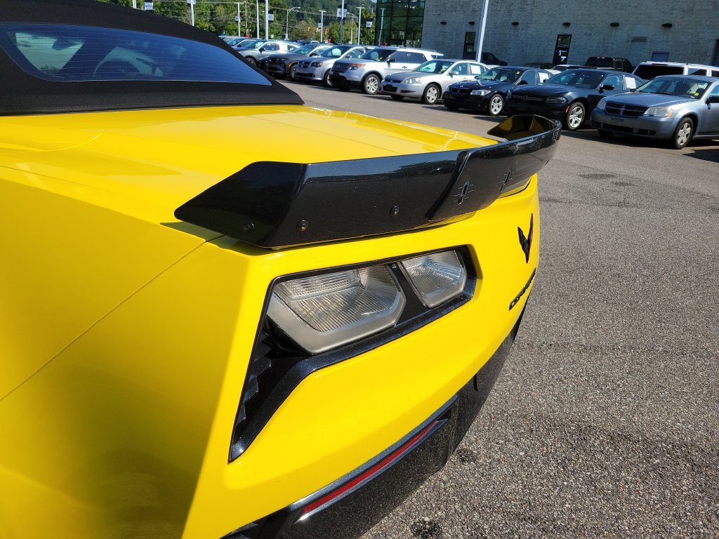 Used 2017 Chevrolet Corvette Z06 w/ Z07 Performance Package RWD image 28