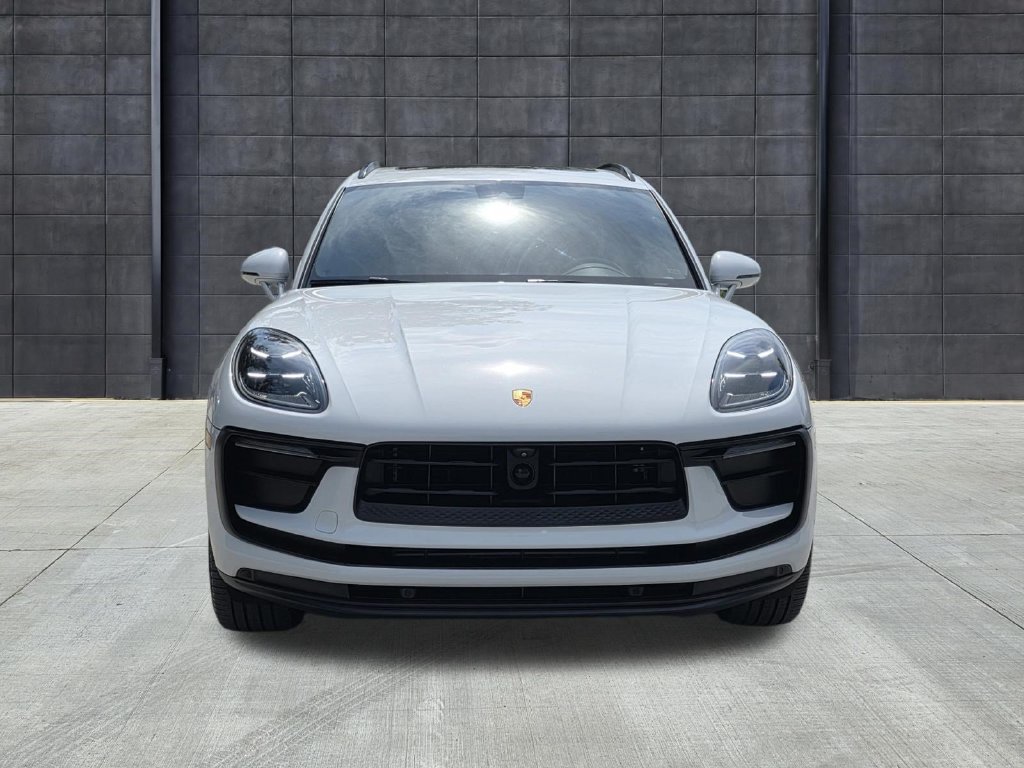 Certified 2024 Porsche Macan Turbo AWD/4WD image 6