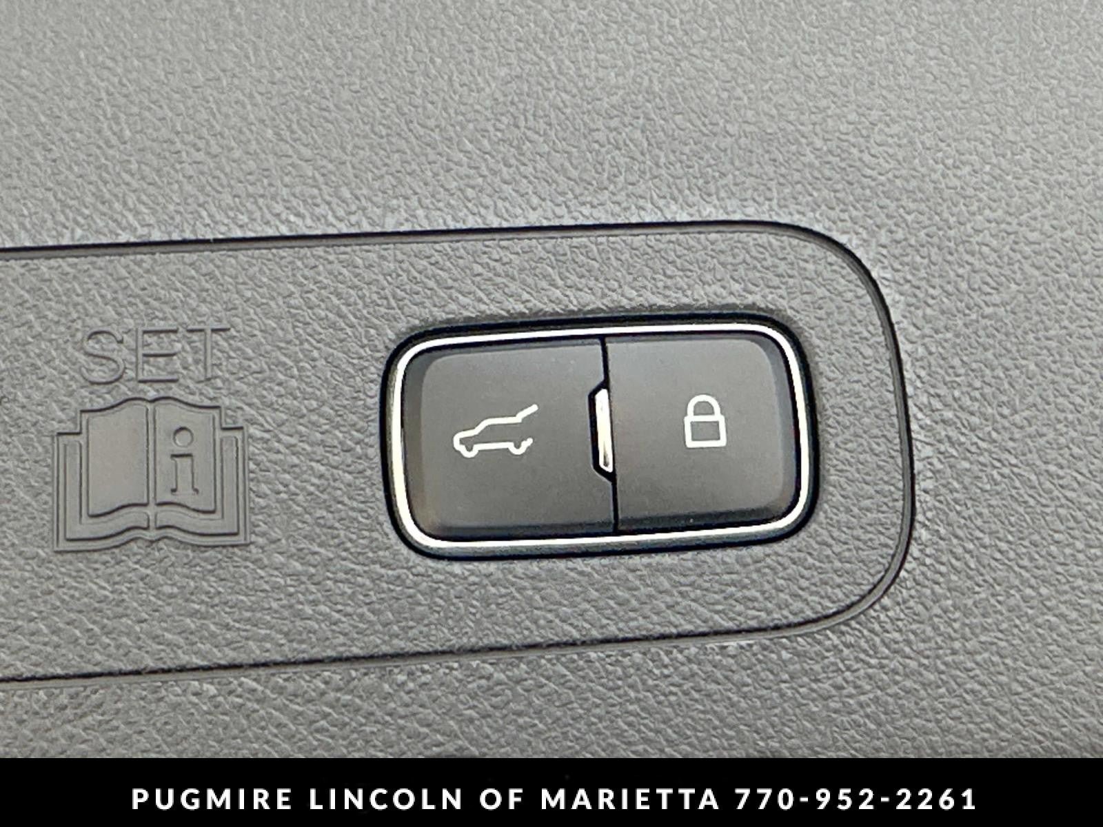 New 2026 Lincoln Aviator 2WD w/ Jet Appearance Package image 19