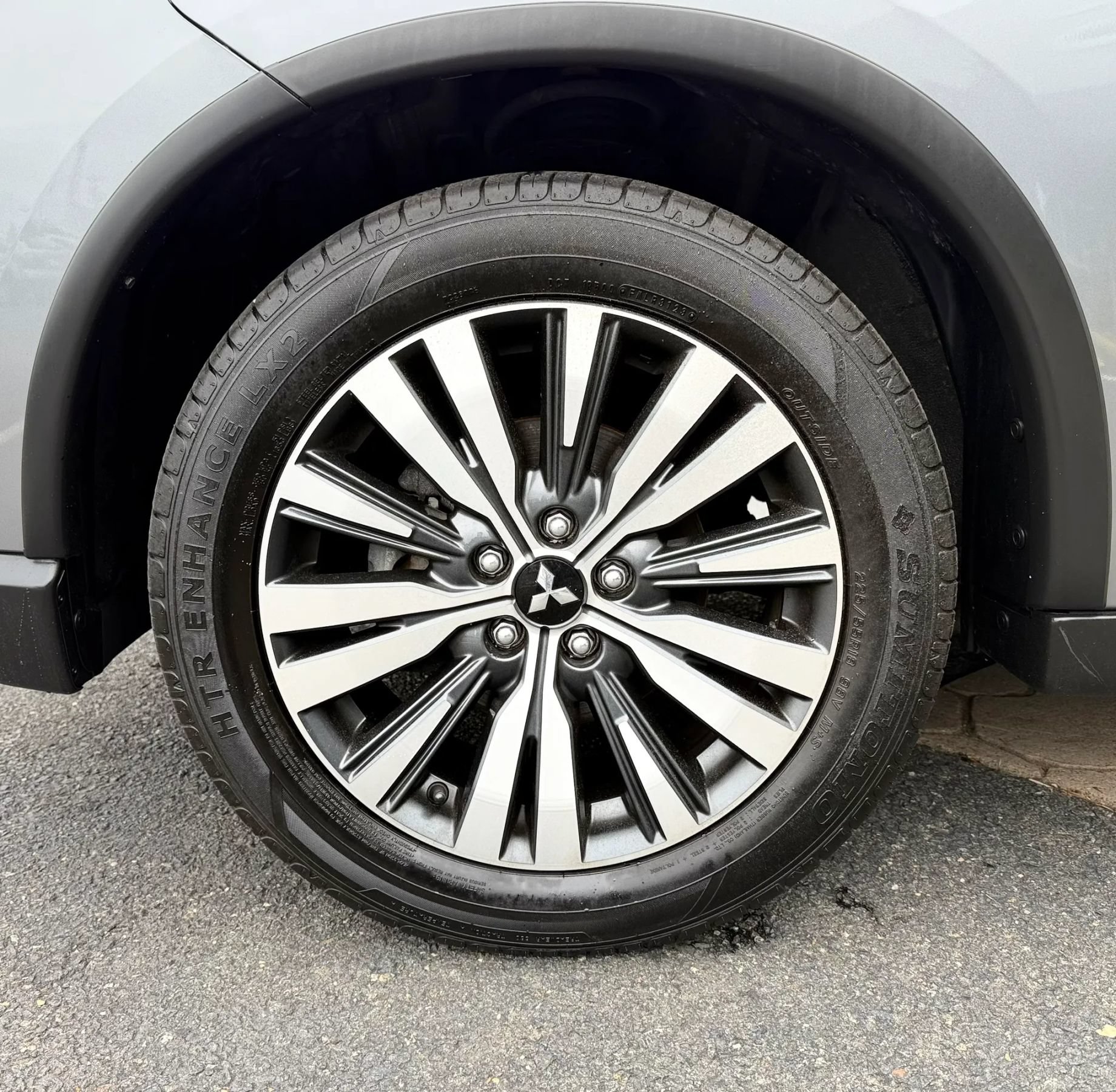 Used 2020 Mitsubishi Outlander ES AWD/4WD image 47