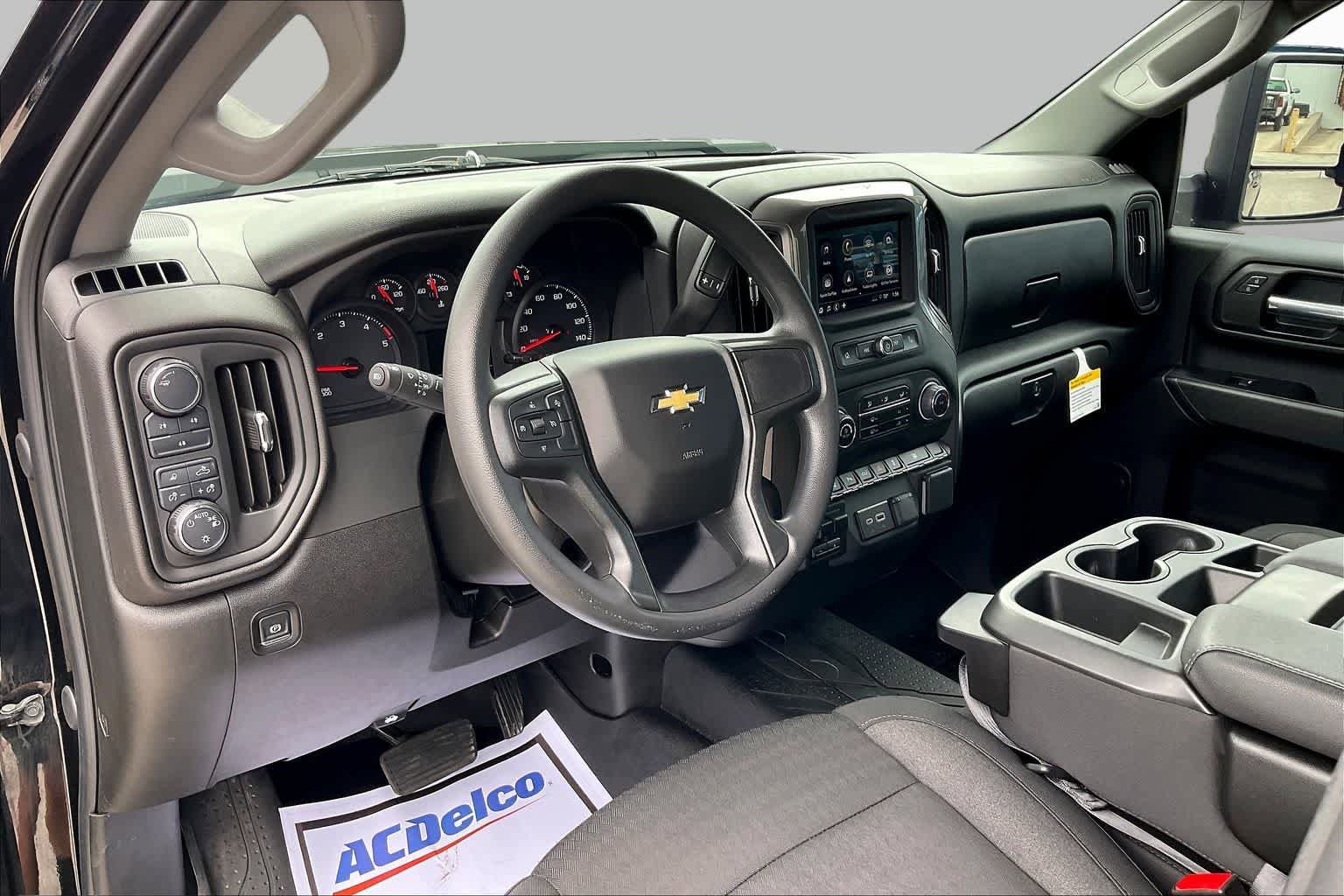Used 2025 Chevrolet Silverado 2500 Custom w/ Custom Value Package AWD/4WD image 17