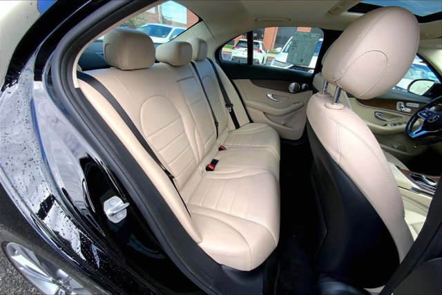 Used 2021 Mercedes-Benz C 300 4MATIC Sedan image 27