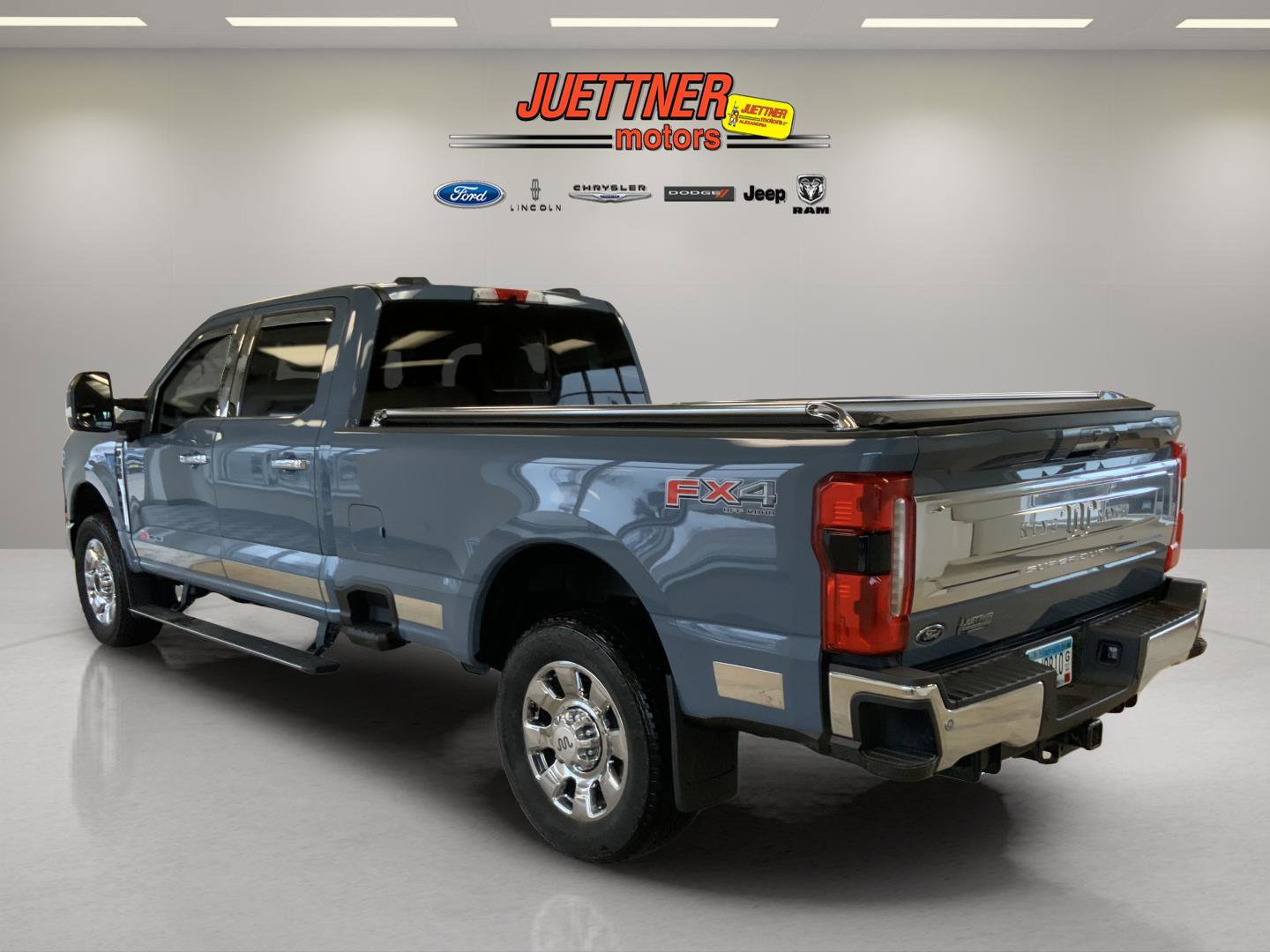 Used 2023 Ford F350 King Ranch w/ Chrome Package image 5
