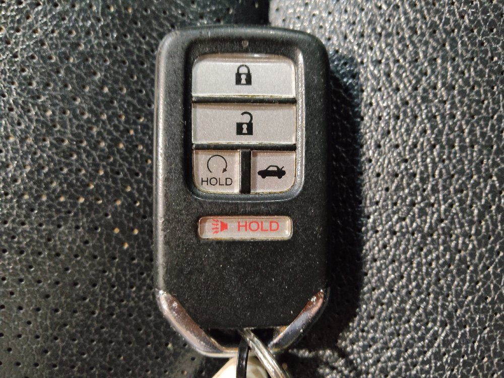 Used 2017 Honda Accord EX-L image 32