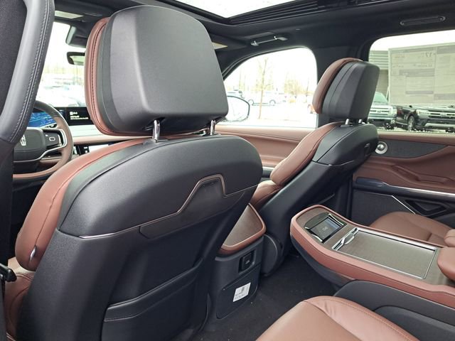 New 2026 Lincoln Navigator Reserve image 45