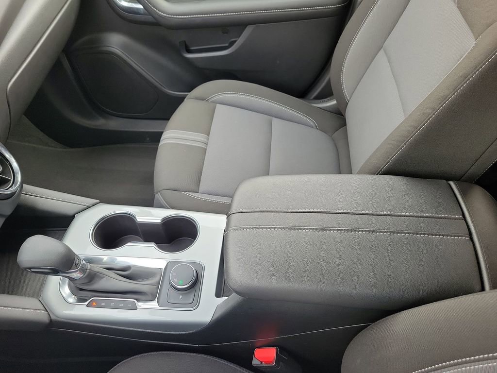 Used 2025 Chevrolet Blazer LT FWD image 22