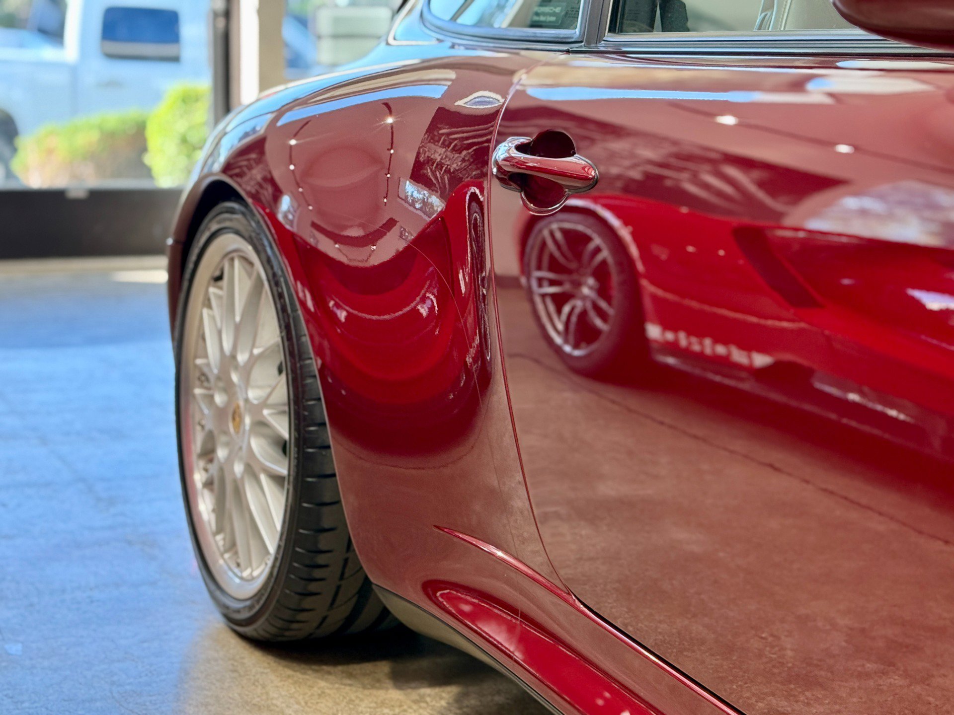 Used 1998 Porsche 911 Carrera S image 17