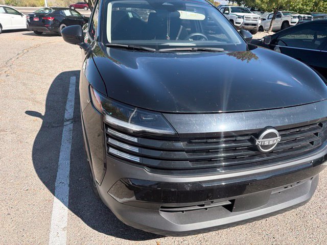 Certified 2025 Nissan Kicks SV AWD/4WD image 4