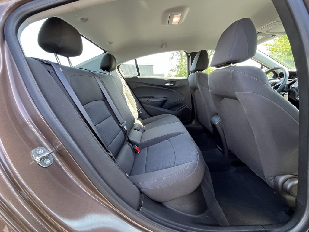 Used 2019 Chevrolet Cruze LS FWD image 20