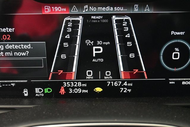 Used 2021 Audi RS Q8 AWD/4WD image 26