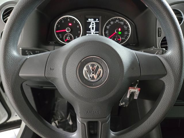 Used 2017 Volkswagen Tiguan S image 28