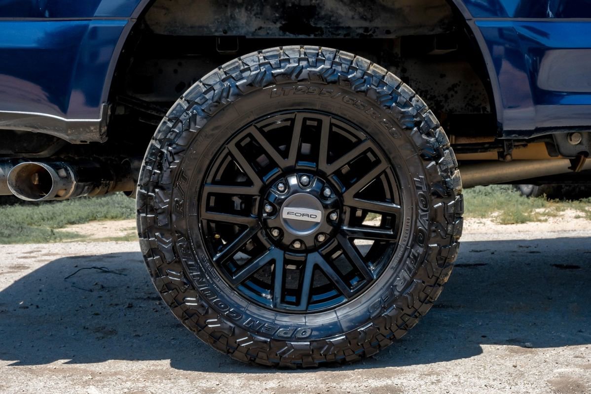Used 2018 Ford F250 Lariat w/ Chrome Package AWD/4WD image 60