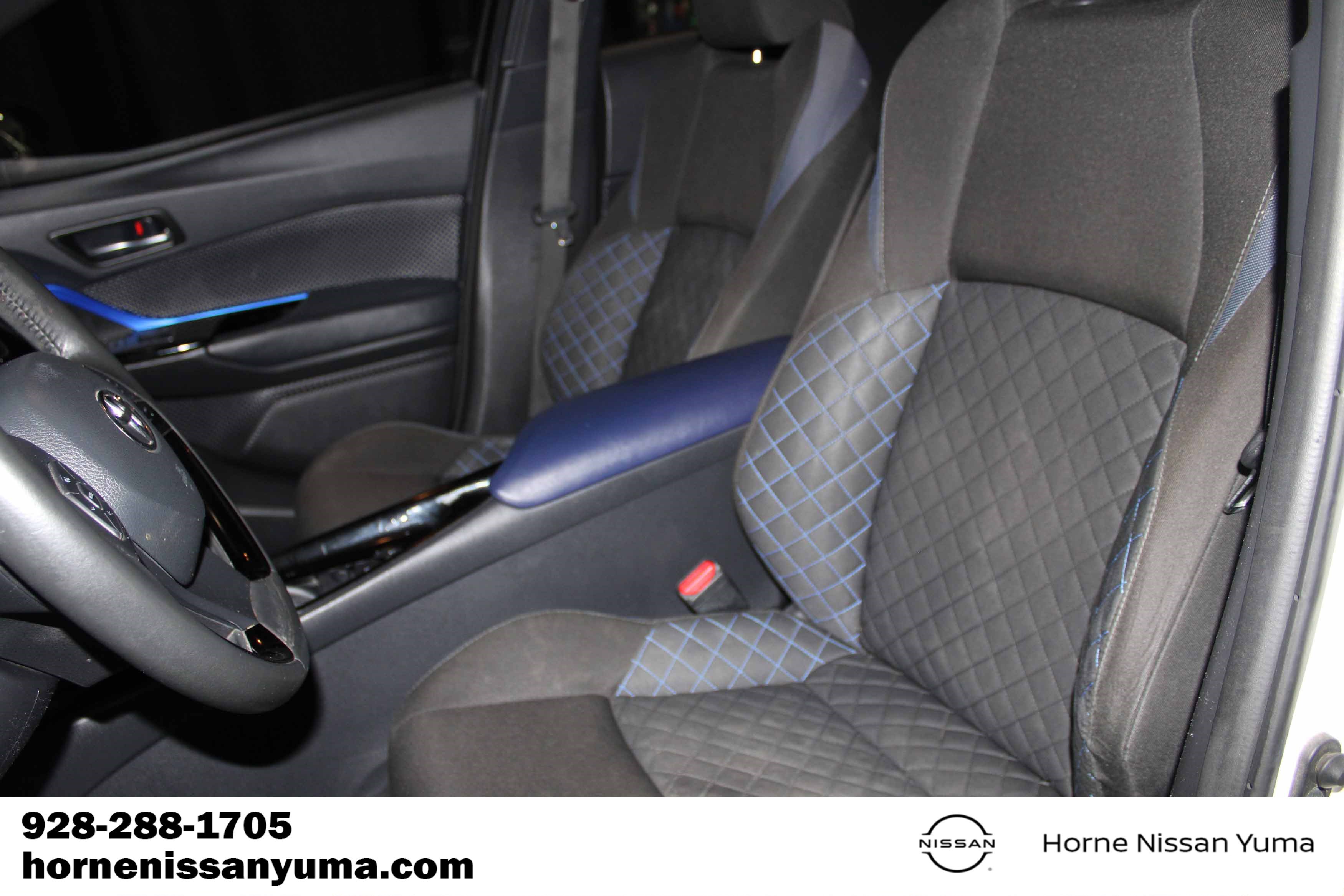 Used 2021 Toyota C-HR XLE FWD image 4