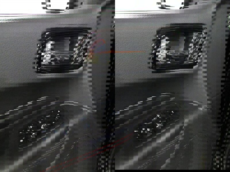 Used 2023 Dodge Durango GT image 29