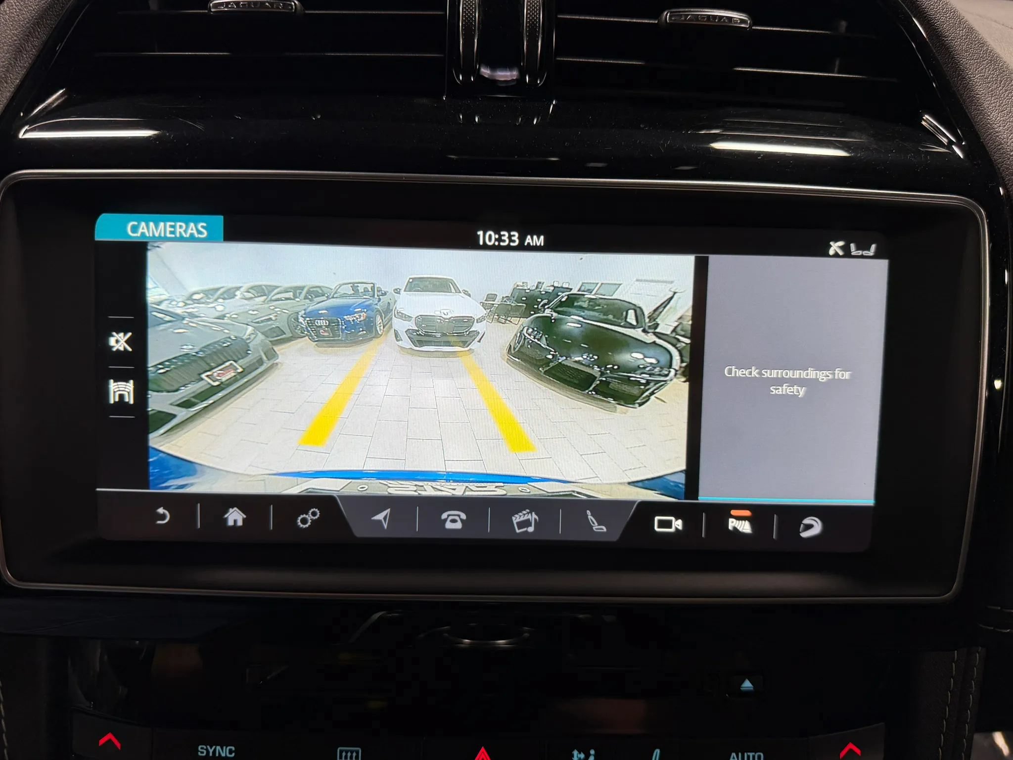 Used 2018 Jaguar F-PACE R-Sport AWD/4WD image 21