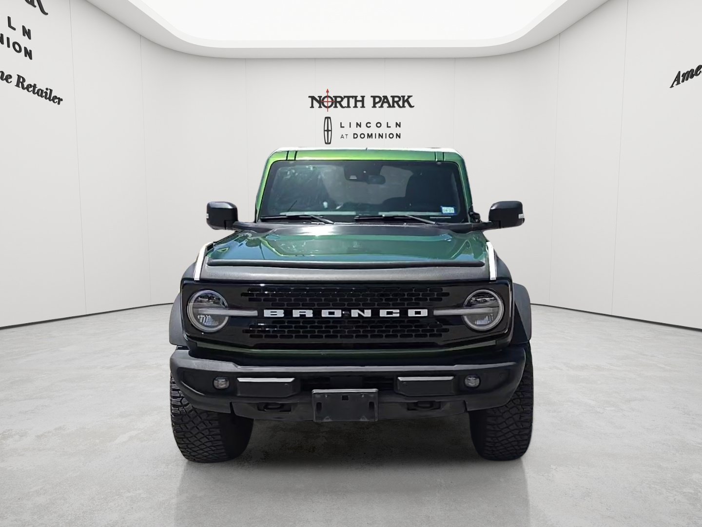Used 2022 Ford Bronco Wildtrak AWD/4WD image 8