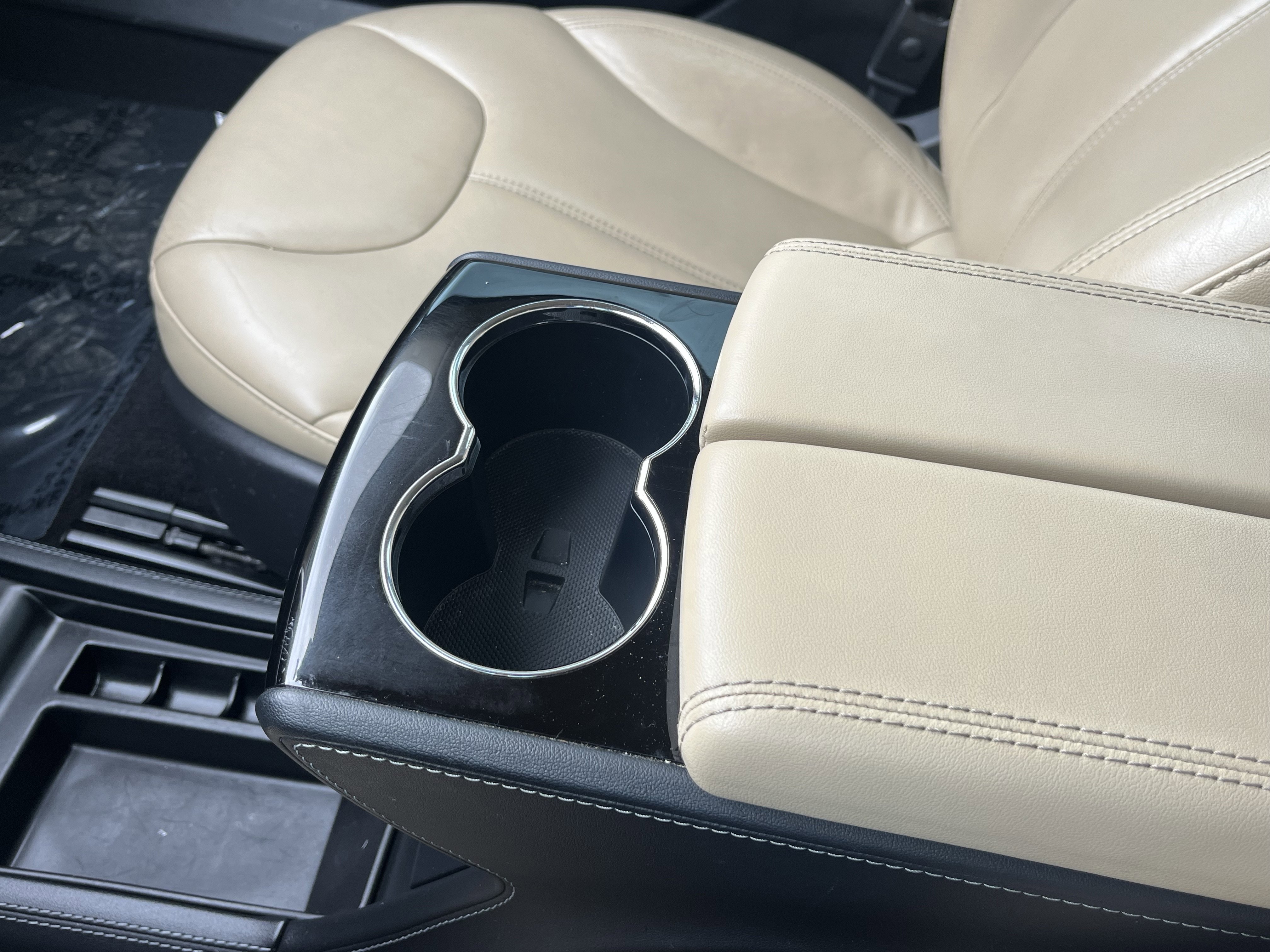 Used 2014 Tesla Model S 60 image 22