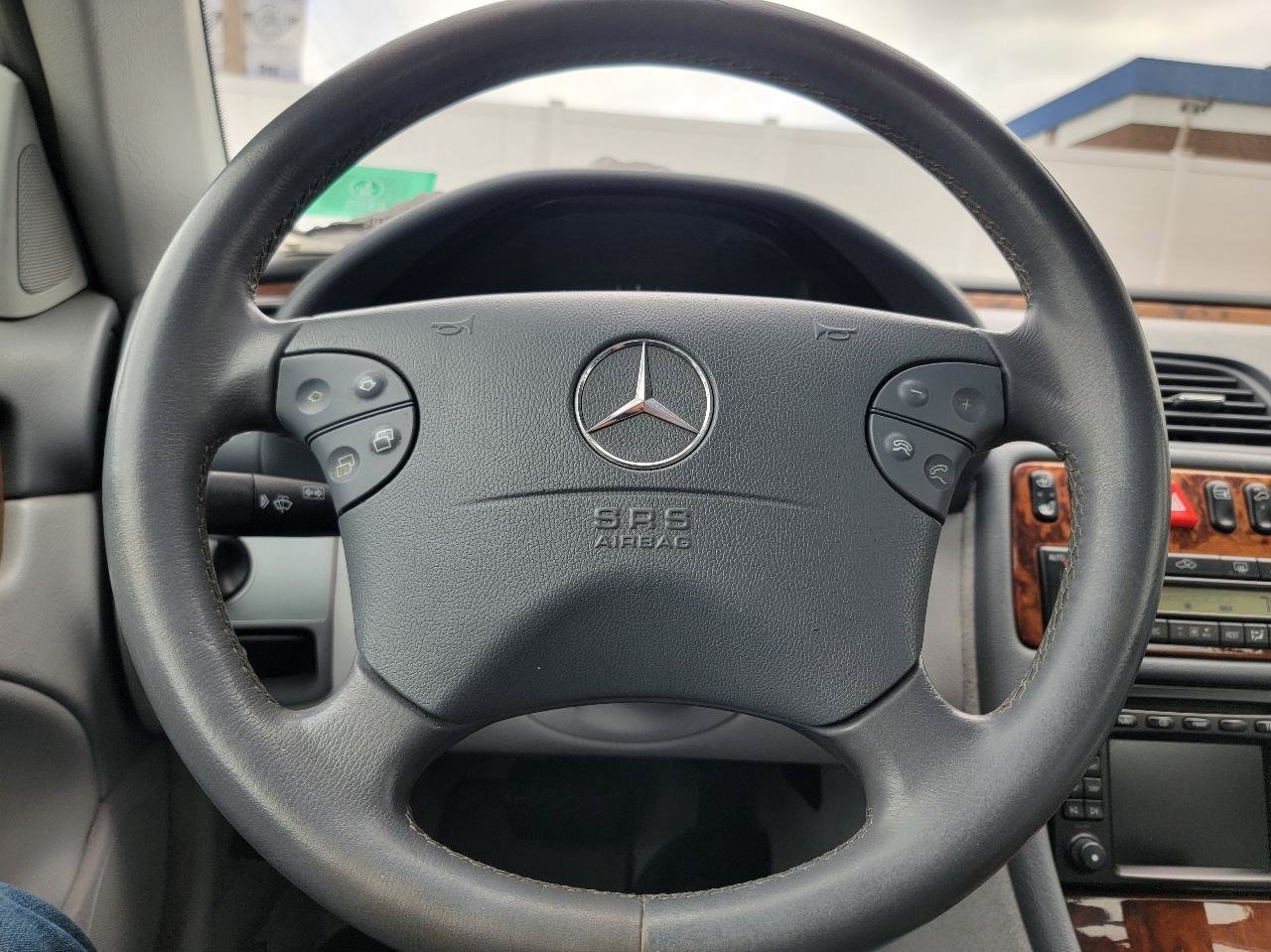 Used 2003 Mercedes-Benz CLK 320 Cabriolet image 23