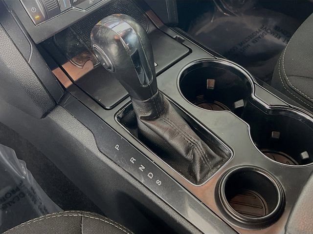 Used 2019 Ford Explorer XLT w/ Equipment Group 201A FWD image 24