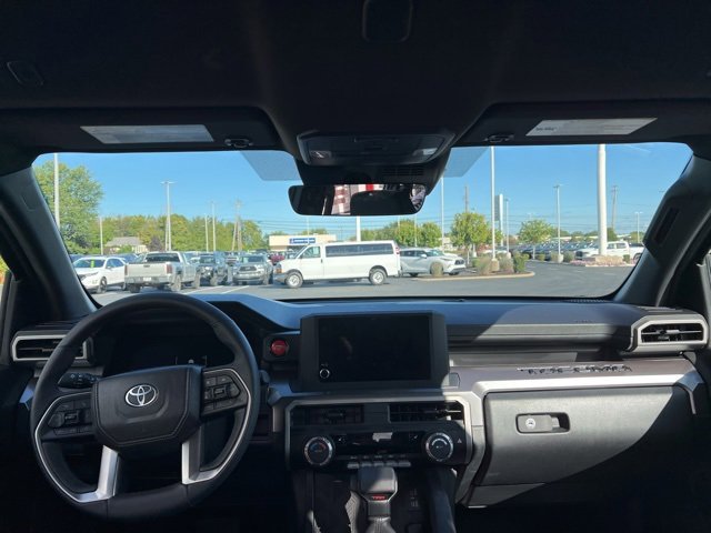 Certified 2025 Toyota Tacoma TRD Off-Road image 15