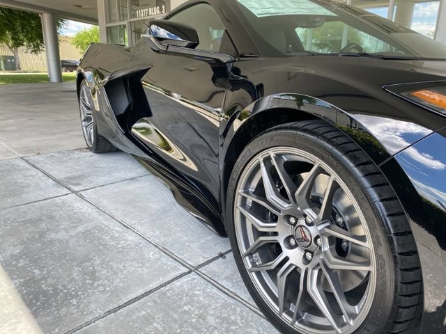 New 2026 Chevrolet Corvette Z06 w/ Stealth Interior Trim Package RWD image 16