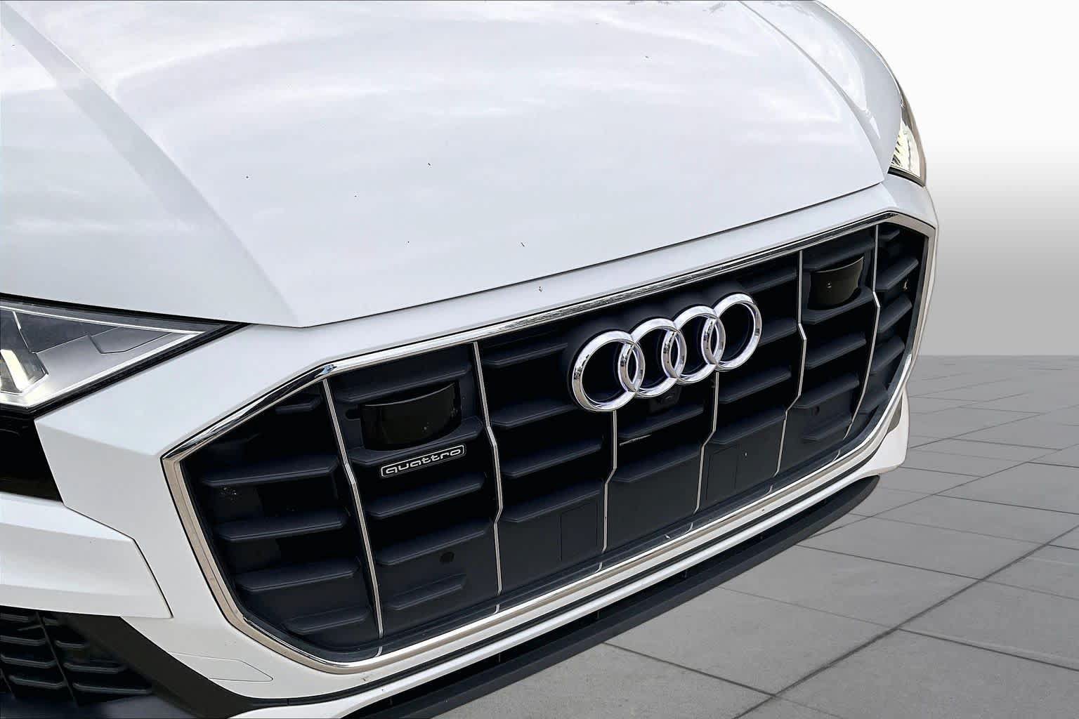 Used 2023 Audi Q8 Premium w/ Convenience Package AWD/4WD image 29