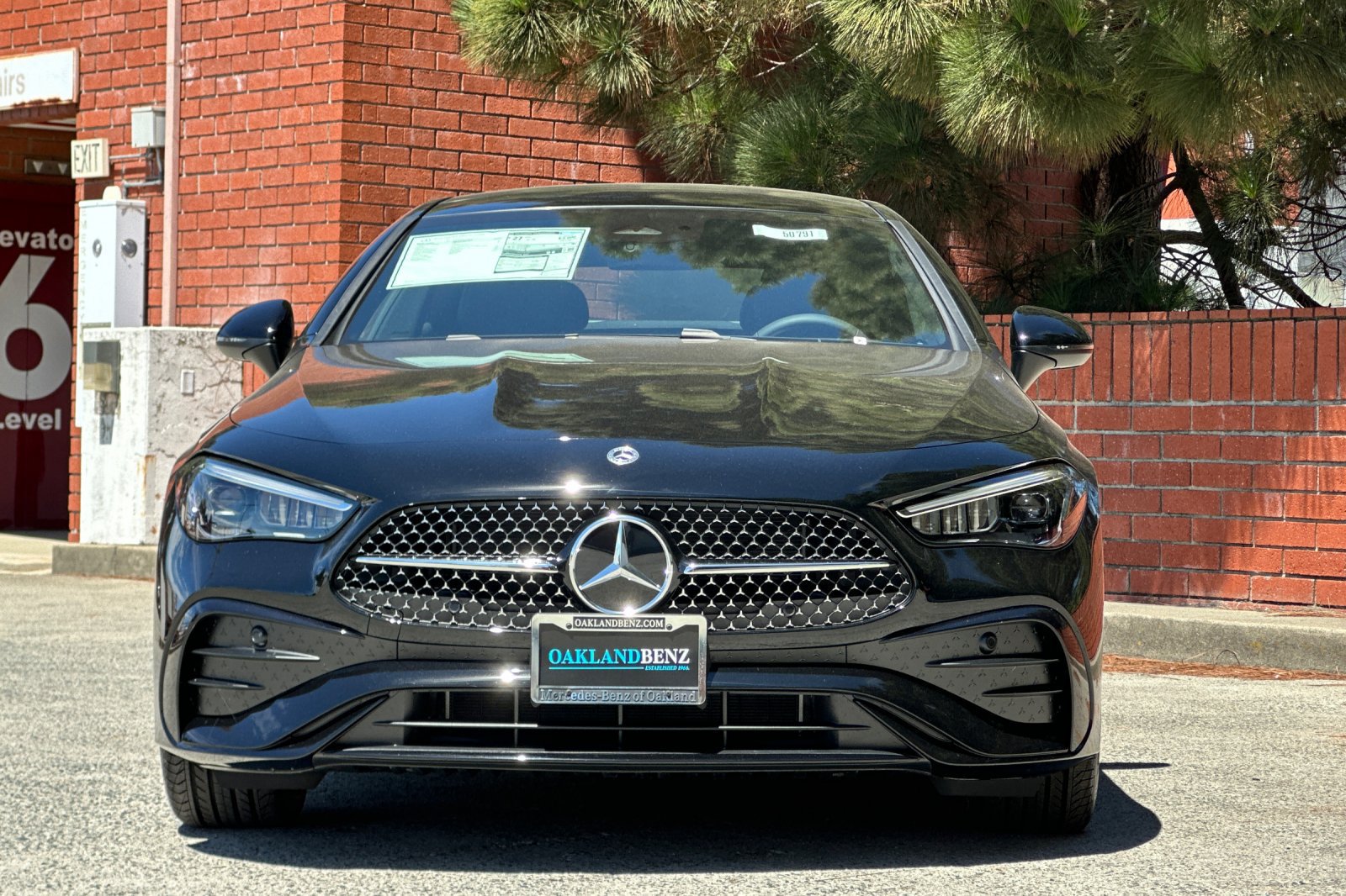 New 2026 Mercedes-Benz CLE 300 4MATIC Coupe image 9