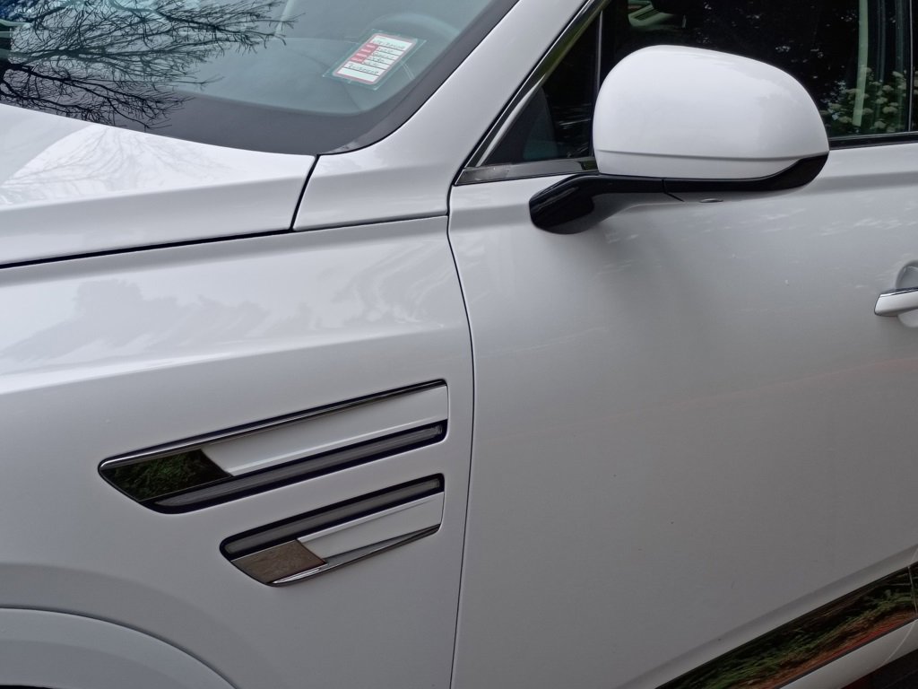 Used 2024 Genesis GV80 2.5T image 12