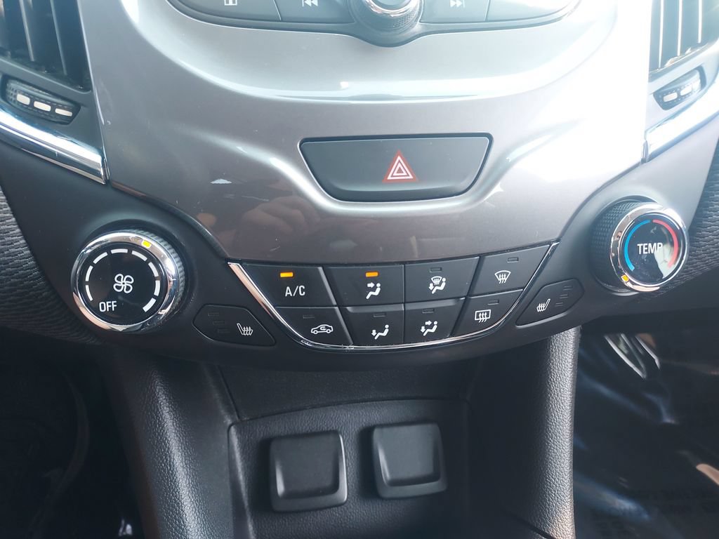 Used 2016 Chevrolet Cruze LT w/ Convenience Package FWD image 15