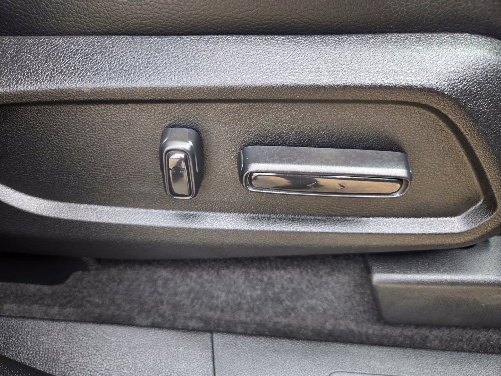Used 2025 Honda Pilot Touring image 28