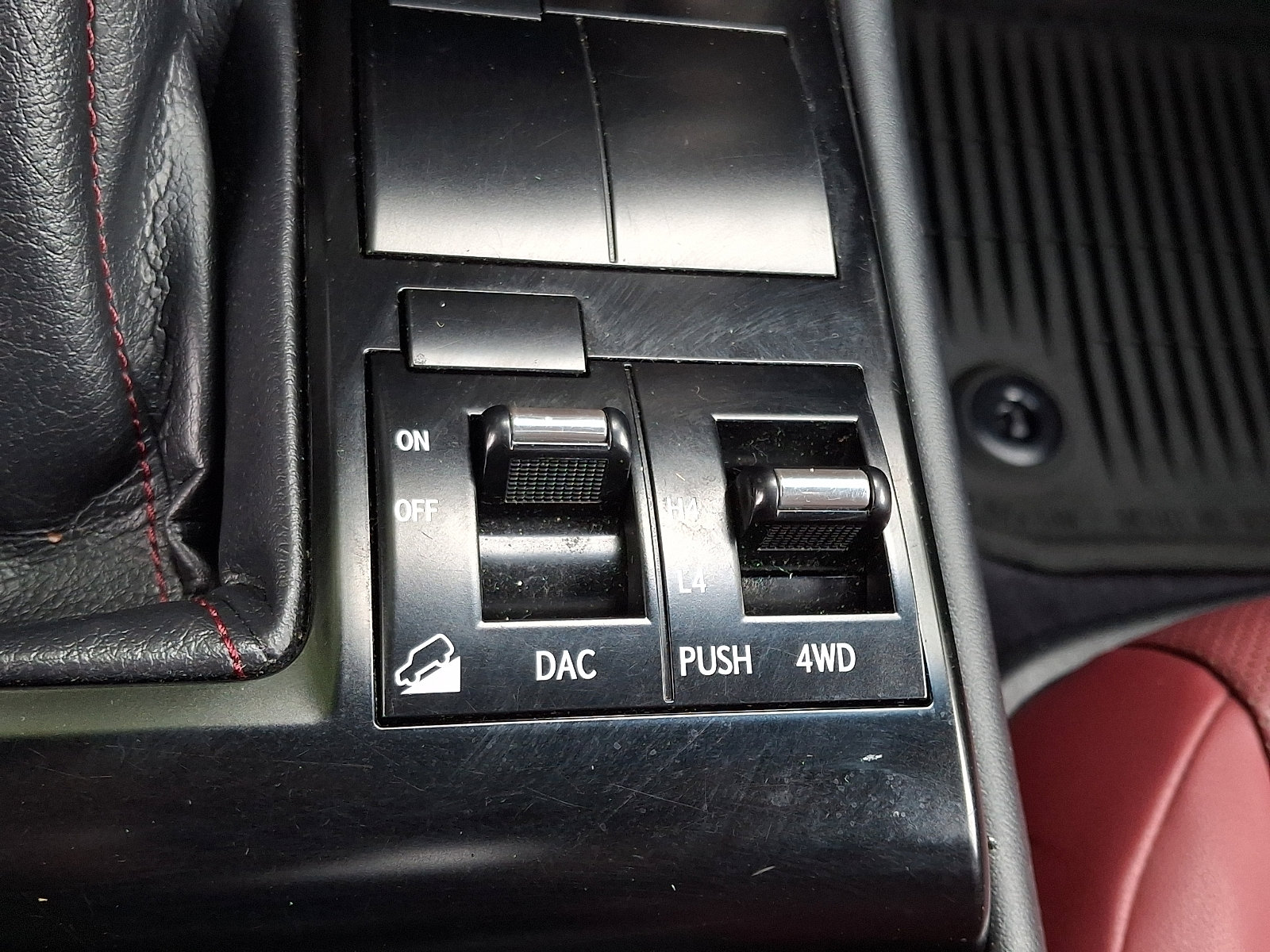 Used 2021 Lexus GX 460 Premium w/ Premium Package AWD/4WD image 29