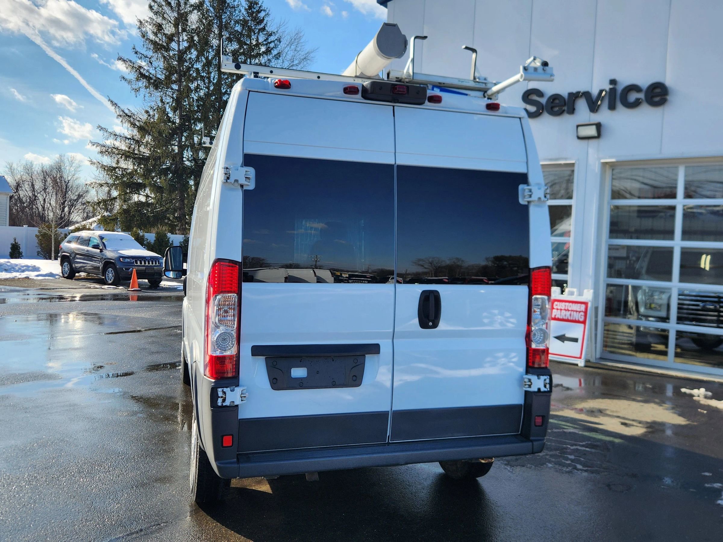 Used 2018 RAM ProMaster 2500 w/ Interior Convenience Group image 12