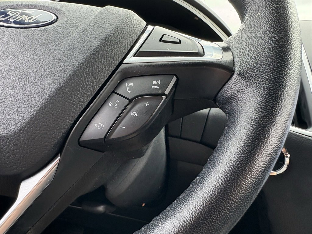 Used 2024 Ford Edge Titanium image 48