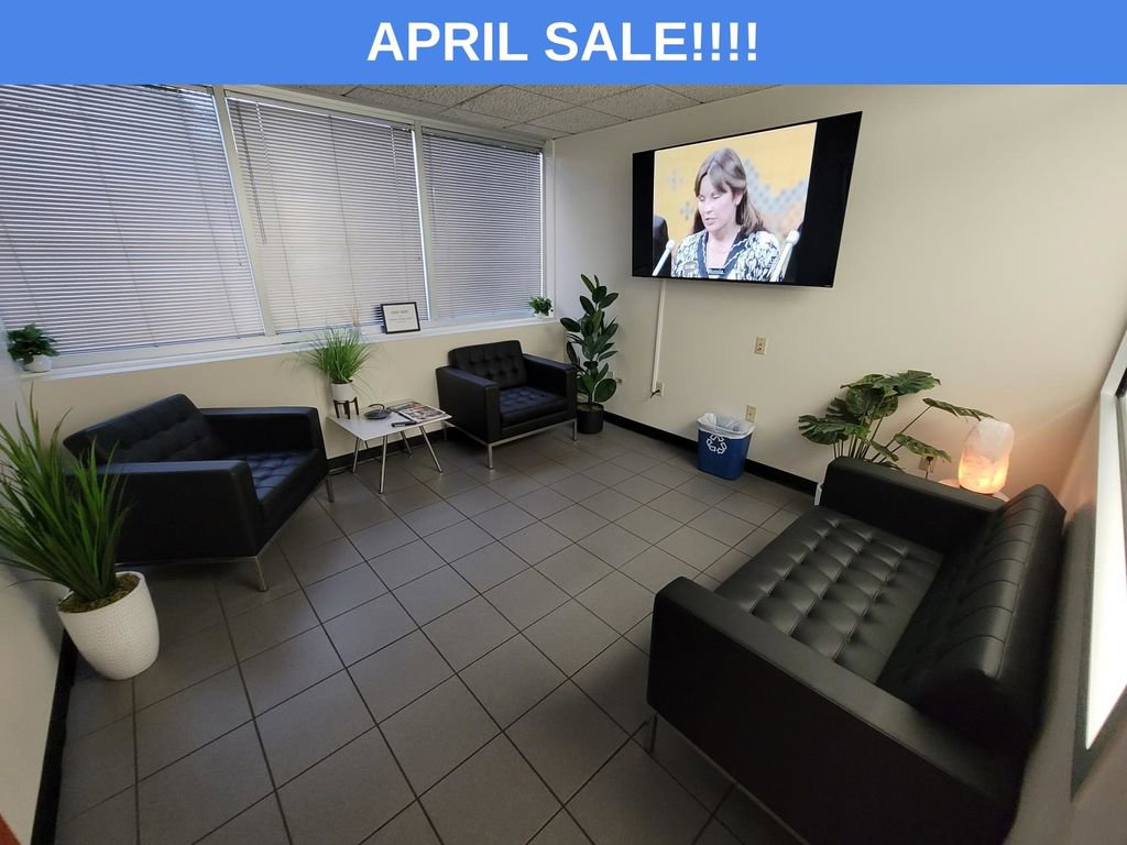 Used 2025 Chevrolet Trax RS w/ Sunroof Package image 14