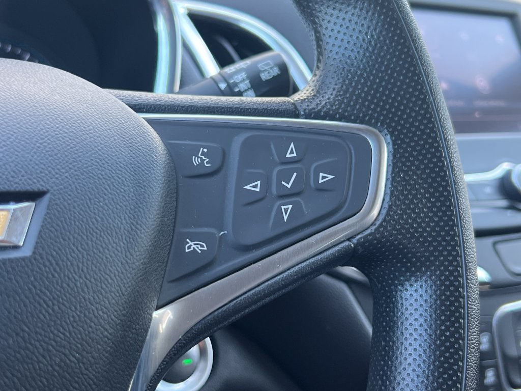 Used 2020 Chevrolet Equinox LT AWD/4WD image 21