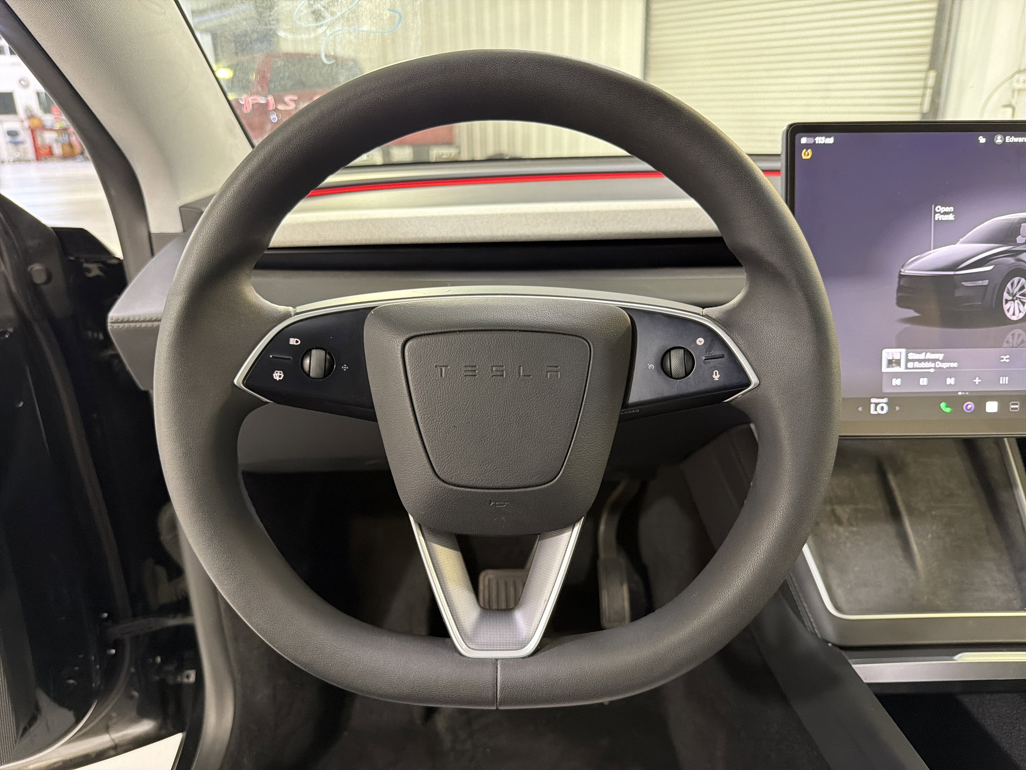 Used 2026 Tesla Model Y 2WD image 16