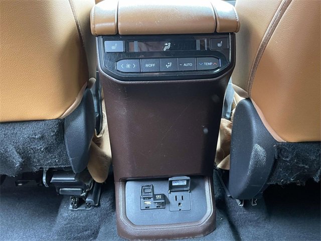 Used 2021 Toyota Highlander Platinum image 15